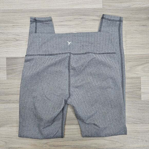 Old Navy Active Womens Gray Chevron Full Length Leggings Small - Picture 9 of 9